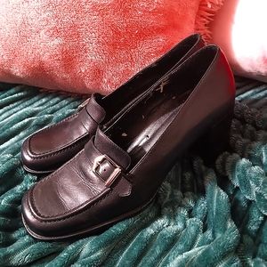 90s Black Heeled Loafers